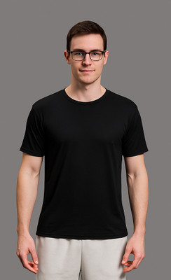 Berlin Solid Men Round Neck Black T-Shirt