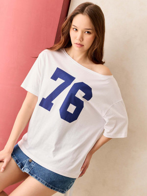 OUTZIDR Solid Women Round Neck White T-Shirt