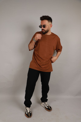 Jack Paris Solid Men Round Neck Brown T-Shirt