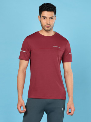 TECHNOSPORT Solid Men Round Neck Red T-Shirt