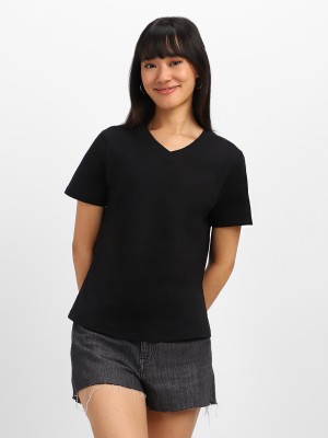 JUNEBERRY Solid Women V Neck Black T-Shirt