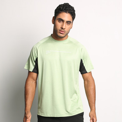 Capapie Outdoor Solid Men Round Neck Light Green T-Shirt