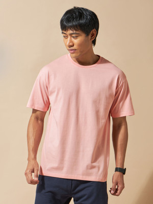 Cult Solid Men Round Neck Pink T-Shirt