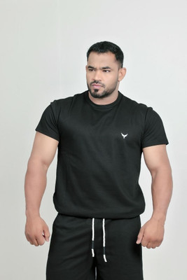 The Falcon Sports Solid Men Round Neck Black T-Shirt
