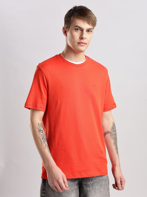 Calvin Klein Jeans Solid Men Crew Neck Red T-Shirt
