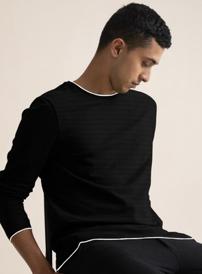 THE DRY STATE Solid Men Round Neck Black T-Shirt
