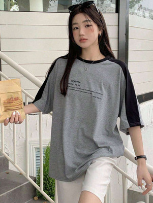 SIXTEENLINES Printed Women Round Neck Reversible Grey T-Shirt