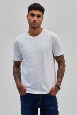 Snitch Typography Men Round Neck White T-Shirt