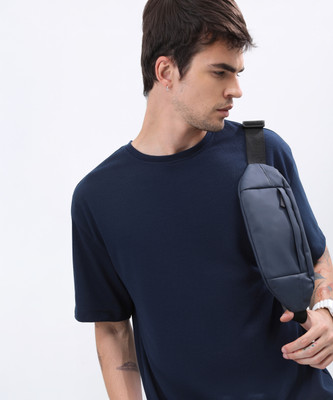 KETCH Solid Men Round Neck Navy Blue T-Shirt