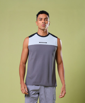 TECHNOSPORT Colorblock Men Crew Neck Grey T-Shirt