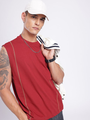 Glitchez Solid Men Round Neck Red T-Shirt