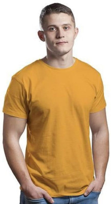 TARSHI Solid Men Round Neck Yellow T-Shirt