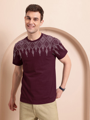 Starvy Self Design Men Round Neck Maroon T-Shirt