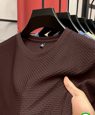 boombaam Self Design Men Round Neck Brown T-Shirt