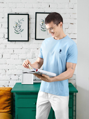 U.S. POLO ASSN. Solid Men Round Neck Blue T-Shirt