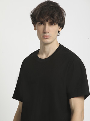 THE BEAR HOUSE Solid Men Round Neck Black T-Shirt