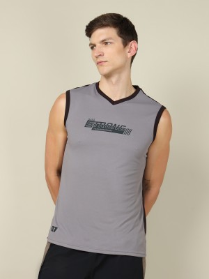 TECHNOSPORT Solid Men V Neck Grey T-Shirt