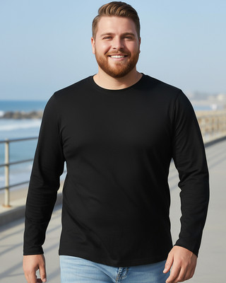 BEWAKOOF Solid Men Round Neck Black T-Shirt