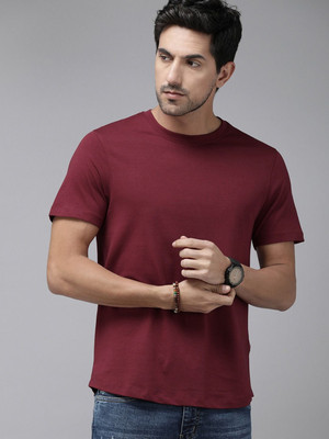 OrrganicChics Solid Men Round Neck Maroon T-Shirt