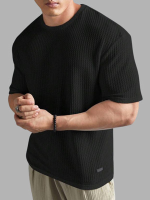 Lets Create Self Design Men Round Neck Black T-Shirt