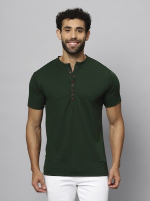 N AND J Solid Men Henley Neck Green T-Shirt