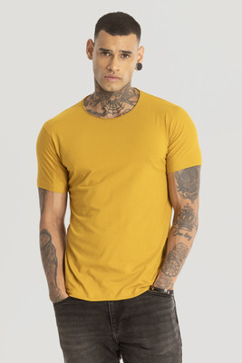 Snitch Solid Men Round Neck Yellow T-Shirt