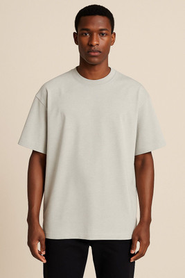 Humburg Solid Men Round Neck Grey T-Shirt