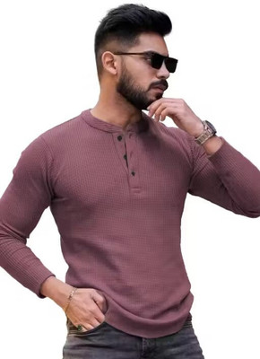 AZIZAN Self Design Men Mandarin Collar Maroon T-Shirt