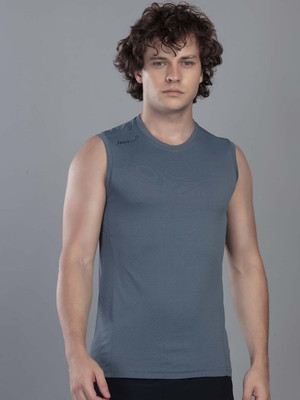 Sport Sun Solid Men Round Neck Blue T-Shirt