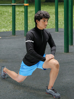 WROGN Printed Men Henley Neck Black T-Shirt