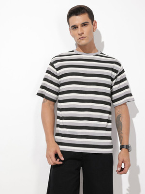 Roadster Striped Men Round Neck Black T-Shirt