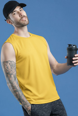 Jangoboy Solid Men Round Neck Yellow T-Shirt