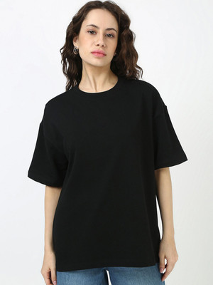 BEWAKOOF Solid Women Round Neck Black T-Shirt