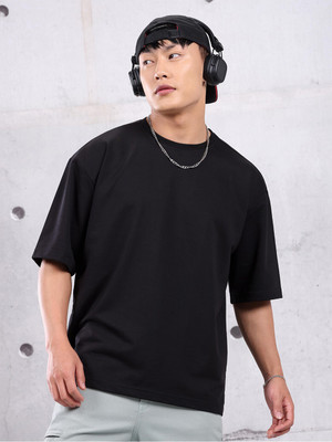 LazyChunks Solid Men Round Neck Black T-Shirt