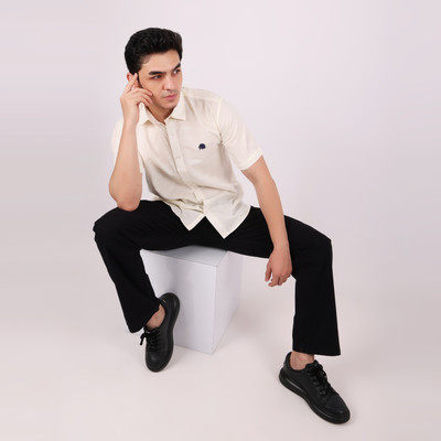 Lionies Solid Men Mandarin Collar Beige T-Shirt