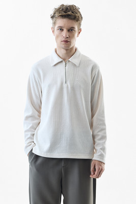 Snitch Self Design Men Zip Neck White T-Shirt