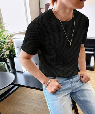 trendbite Self Design Men Round Neck Black T-Shirt