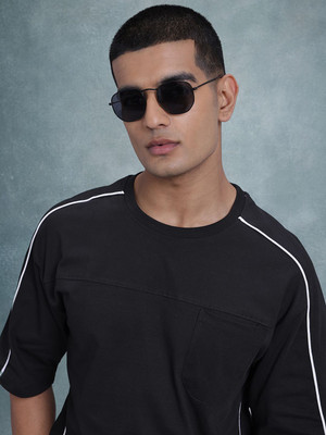 Roadster Solid Men Round Neck Black T-Shirt