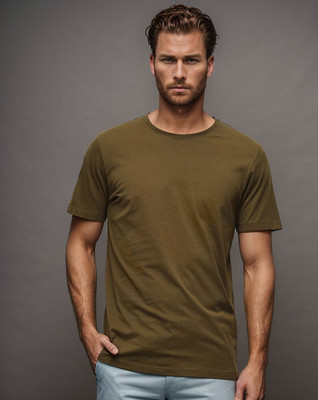 BlueFicus Solid Men Round Neck Green T-Shirt