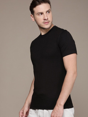 RULEDBYSUN Solid Men Round Neck Black T-Shirt