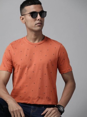 Roadster Solid Men Round Neck Orange T-Shirt