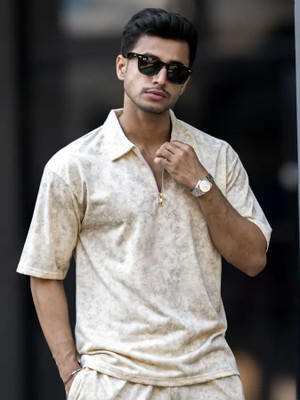 Jump Cuts Solid Men Polo Neck White T-Shirt