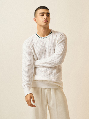 THE BEAR HOUSE Solid Men Round Neck White T-Shirt