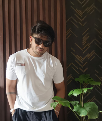 Goprish Printed Men Round Neck Reversible White T-Shirt