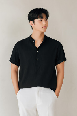 Leriya Fashion Solid Men Round Neck Black T-Shirt