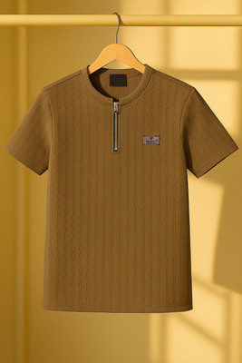 PRAIZY Solid Men Round Neck Brown T-Shirt