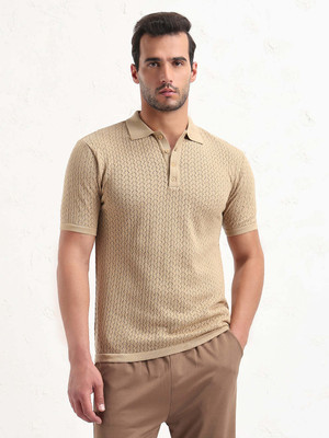 SHOWOFFFF Self Design Men Polo Neck Beige T-Shirt