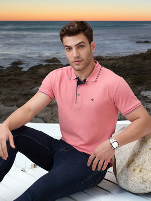 Staus Quo Solid Men Polo Neck Pink T-Shirt