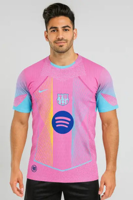 privic Printed Men Round Neck Pink T-Shirt