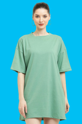 The Unicharm Solid Women Round Neck Green T-Shirt